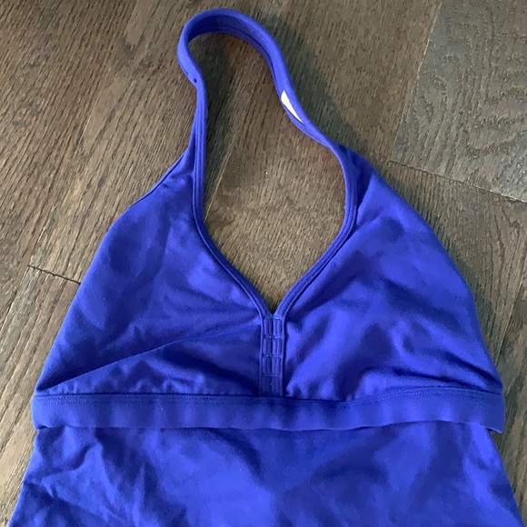 Lululemon 💪 Tank size 4 (tag removed) - Picture 2 of 9